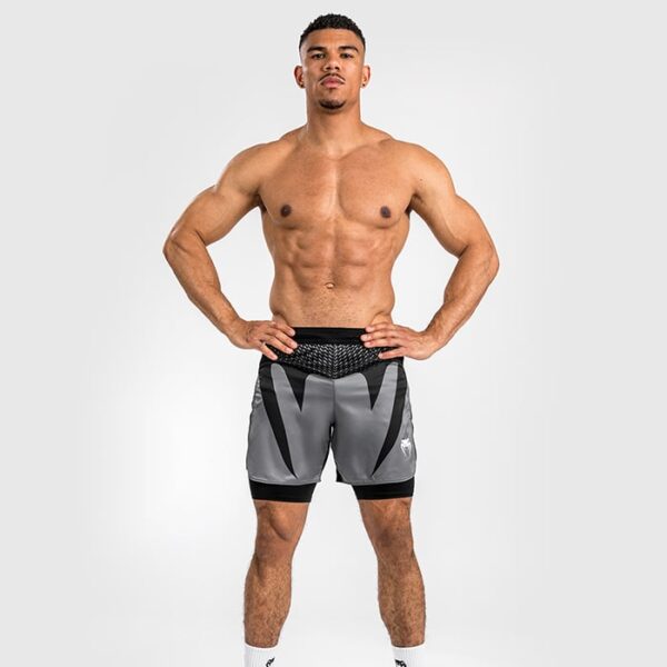 Attack Fight Shorts Svart